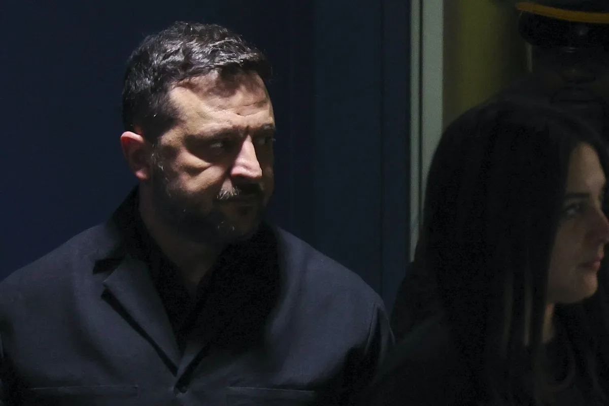 Zelenskyy, vai a Moscovo? “Vou. Num míssil, c…”