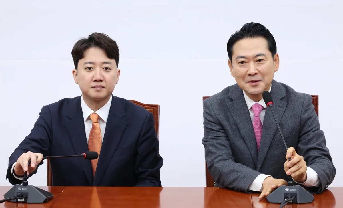 이준석 개혁신당 지도부 총사퇴, 장동혁 “보수 맏형” 선언…보수 재편 주목