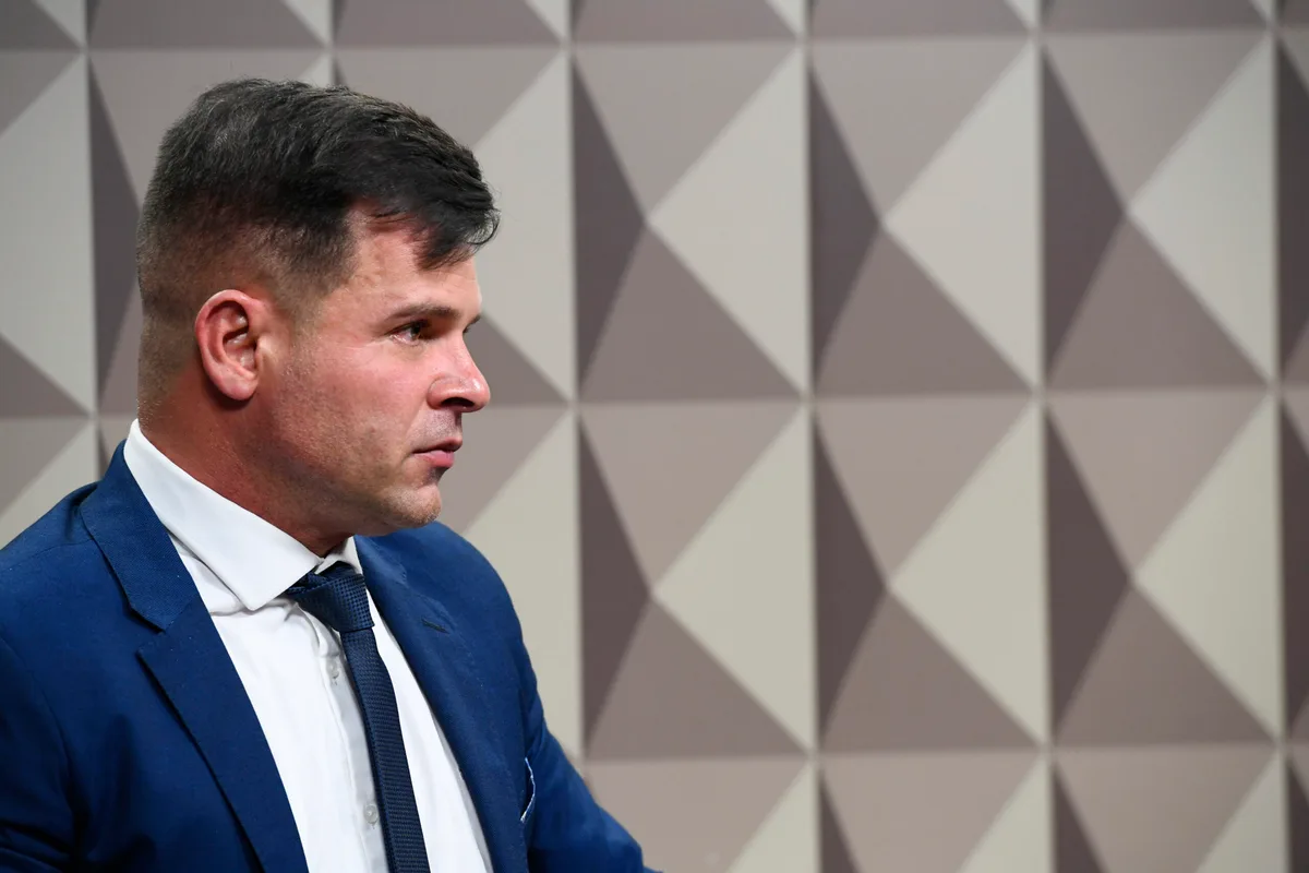 Moraes manda cassar aposentadoria de Silvinei Vasques