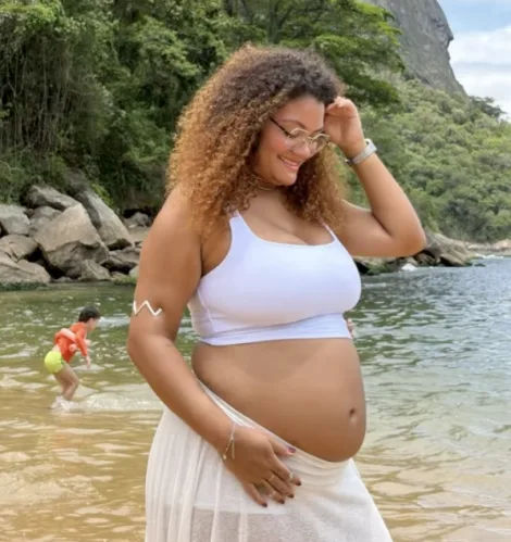 Mulher engravida de terceiro bebê, enquanto já esperava gêmeos no RJ, e detalha descoberta: “Não sabia que era possível” Mulher engravida de terceiro bebê, enquanto já esperava gêmeos no RJ, e detalha descoberta: “Não sabia que era possível”