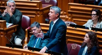 OE2027. Carneiro propõe abstenção mas admite que "convicções mais profundas" levariam a voto contra