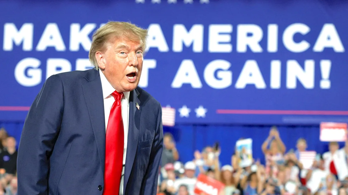 Trump Desperately Seeks to Save Face With Nepo Sister Panic Rally