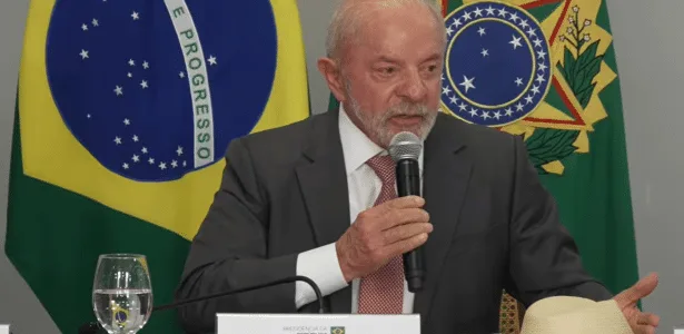 'Temos que tomar uma decisão mais drástica', diz Lula sobre bets