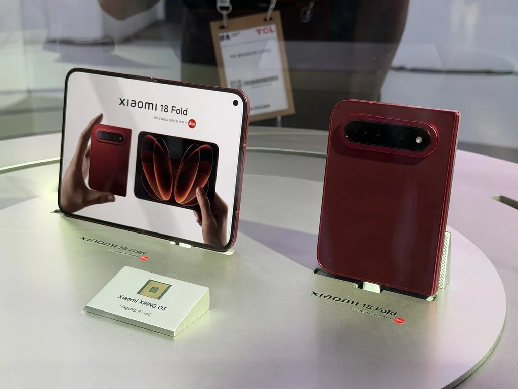 El Xiaomi 18 Fold cambia de forma para "solucionar la limitación habitual de los plegables". Y apunta directamente al iPhone Ultra