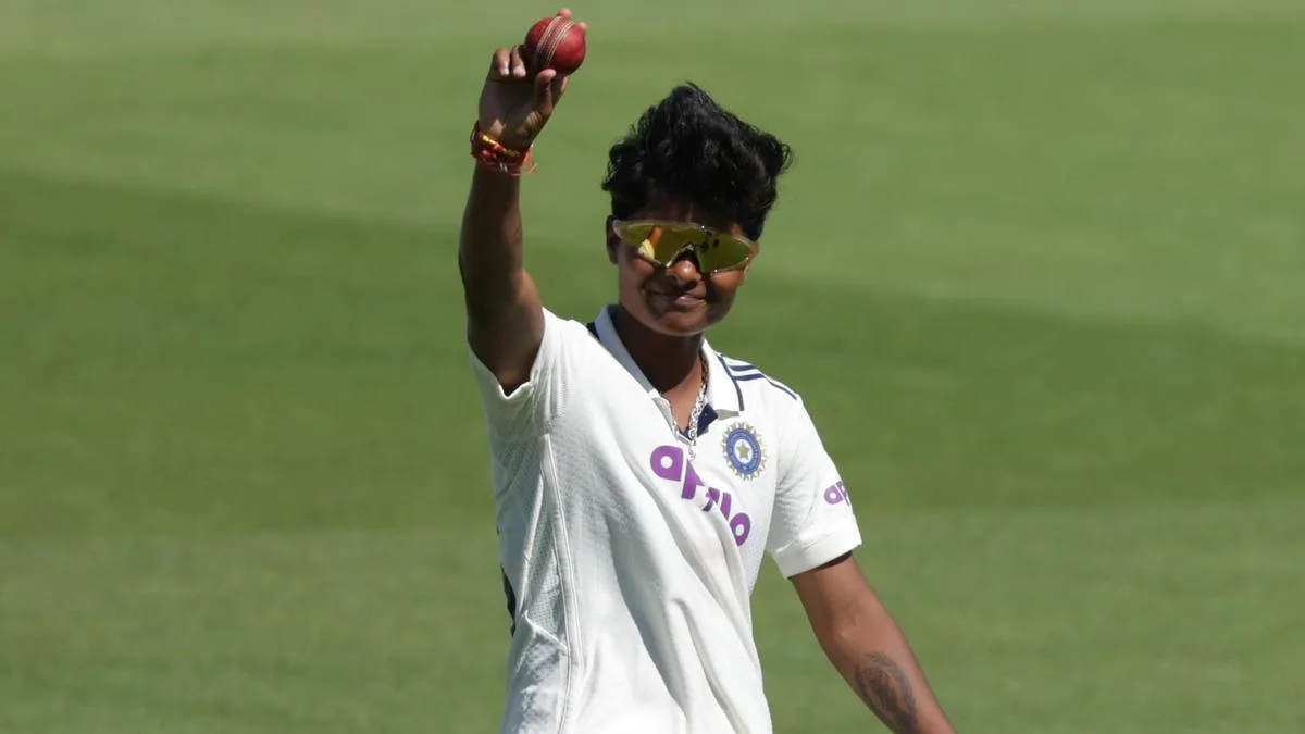 Kranti Gaud fined 10% match fee for breaching ICC Code of Conduct