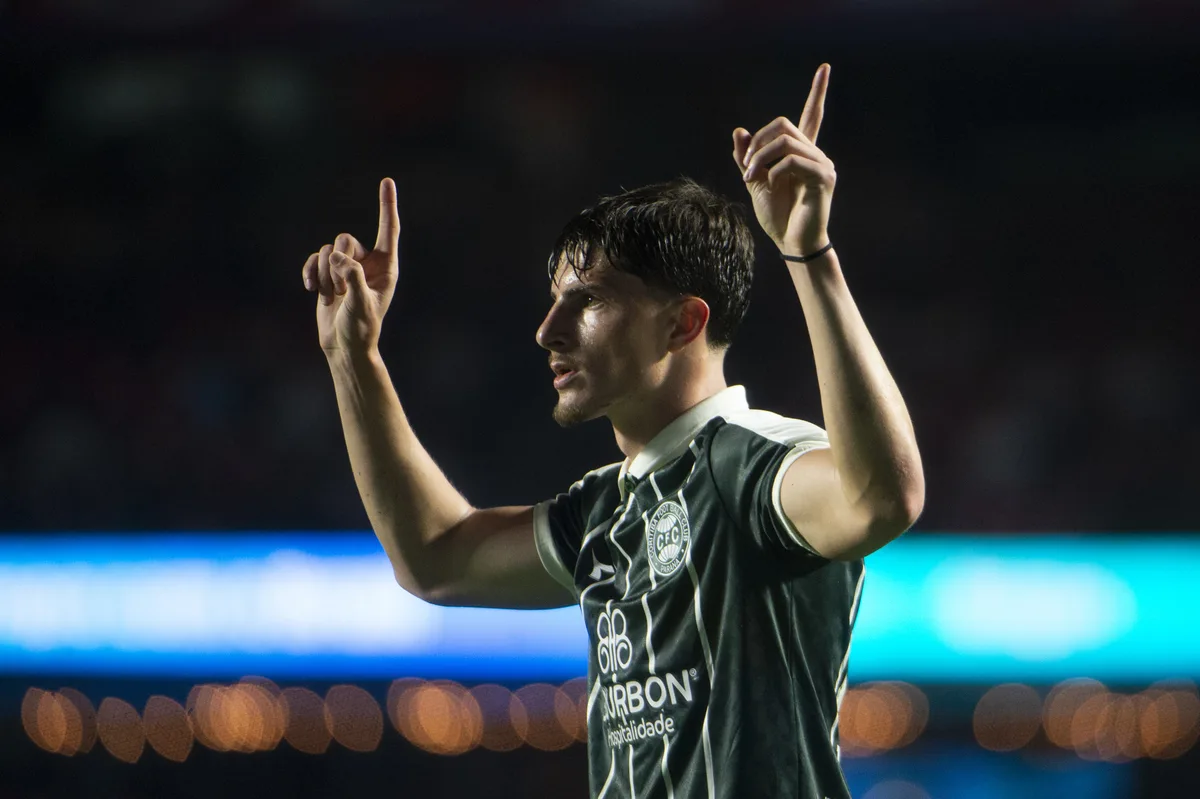 Atuações do Coritiba: Cóser faz o gol, e defesa é o ponto forte contra o São Paulo; dê suas notas