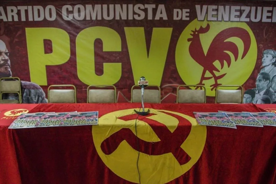 Partido Comunista rechaza el acuerdo petrolero entre Venezuela y EE UU