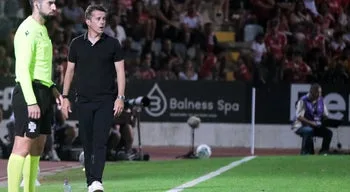 Benfica impõe goleada ao Casa Pia. "Uma vitória totalmente justa e saborosa"