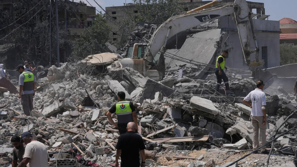 DIRECT - Moyen-Orient: le Liban condamne l'attaque israélienne menée dans le sud du pays