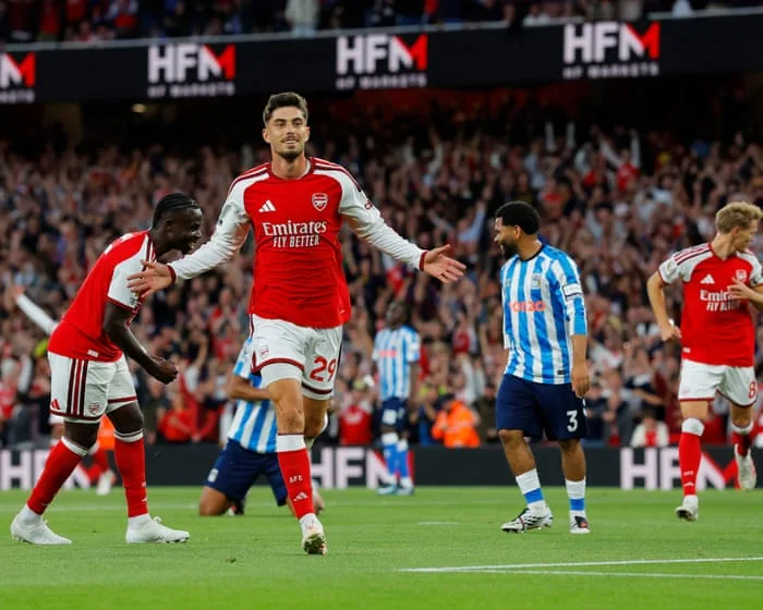 Arsenal sweep Coventry aside to start Premier League title defence in style