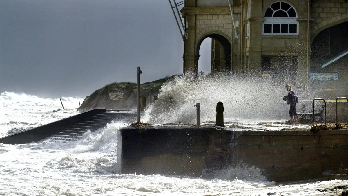 Severe weather warning issued for massive stretch of WA coastline as authorities urge public to ‘act now’