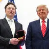 Trump condecora Musk com medalha científica e chama-lhe "tesouro nacional"