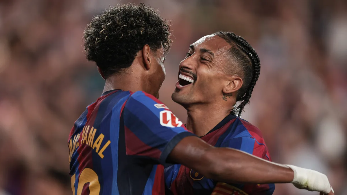 Raphinha e Yamal tornam primeiro grande desafio do Barcelona na temporada em vitória fácil