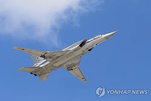 러 전폭기가 발트해 상공에…"예정된 비행"