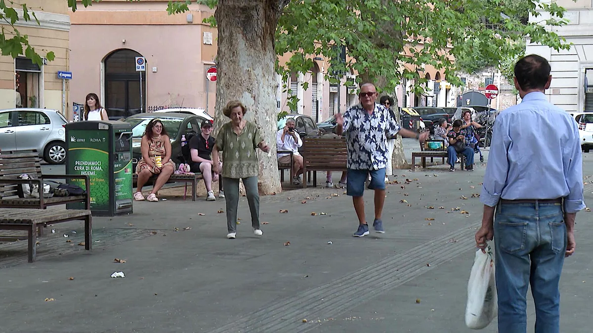 “Se te podes mexer, mexe-te!”, dizem os idosos bailarinos que se tornaram virais em Roma