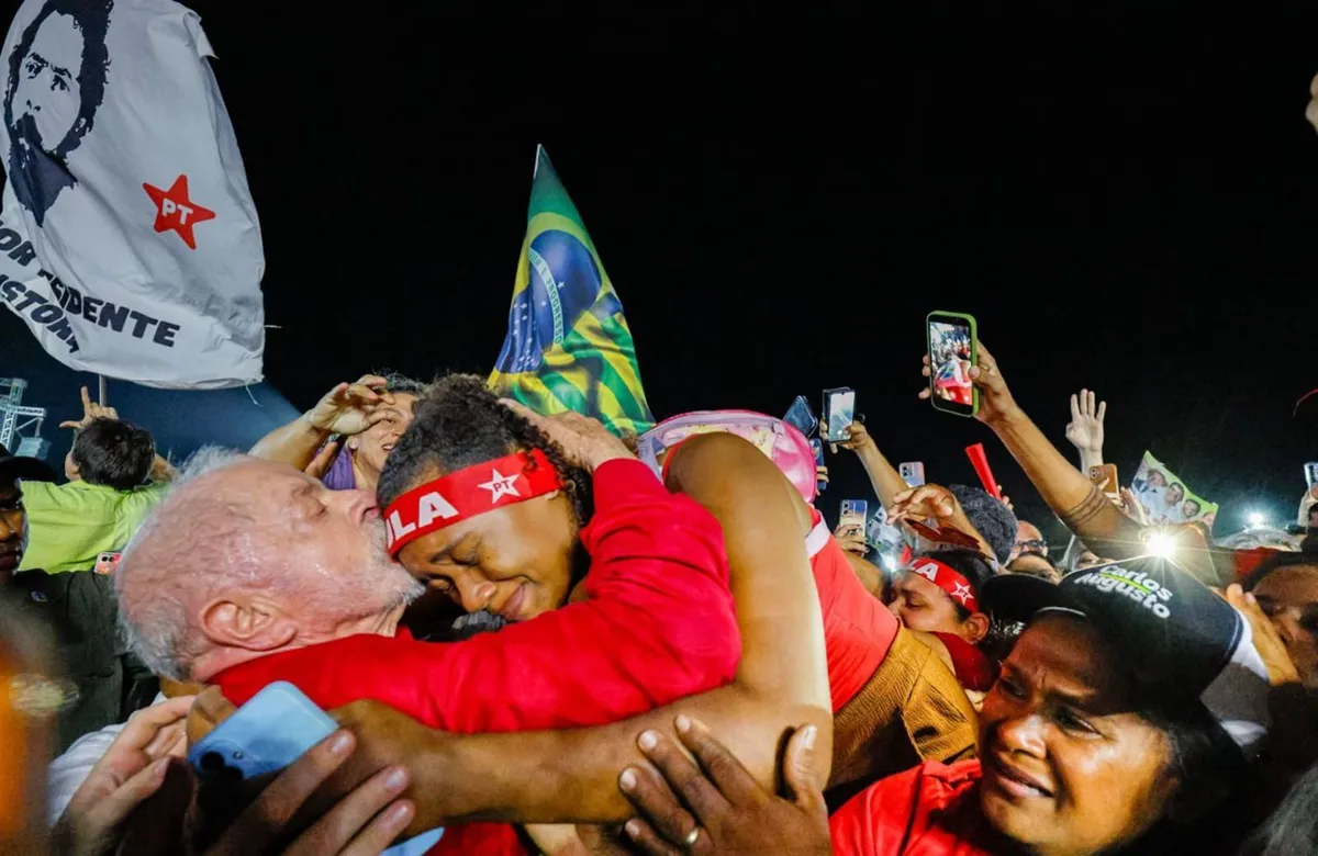 Lula vai ao Nordeste fazer campanha por aliados, mas sem magoar adversários