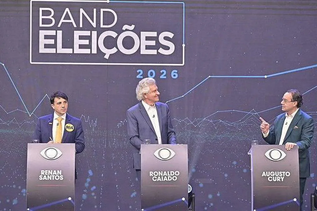 Fazer política hoje é fingir comportamento de louco