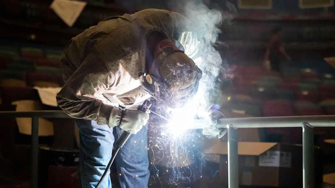 US corporate profits surge to record as worker payouts wilt