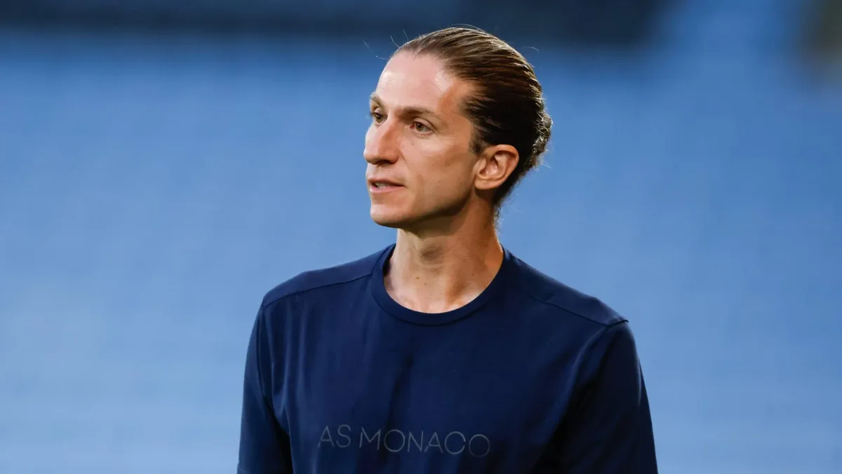 Ex-técnico de alvo do Monaco no mercado ‘manda recado’ a Filipe Luís: ‘Ele lembra Mahrez’