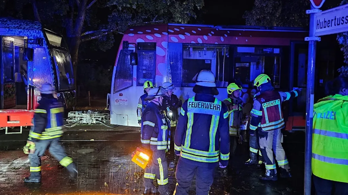 Drama in NRW - Straßenbahn erfasst Radfahrer – tot!