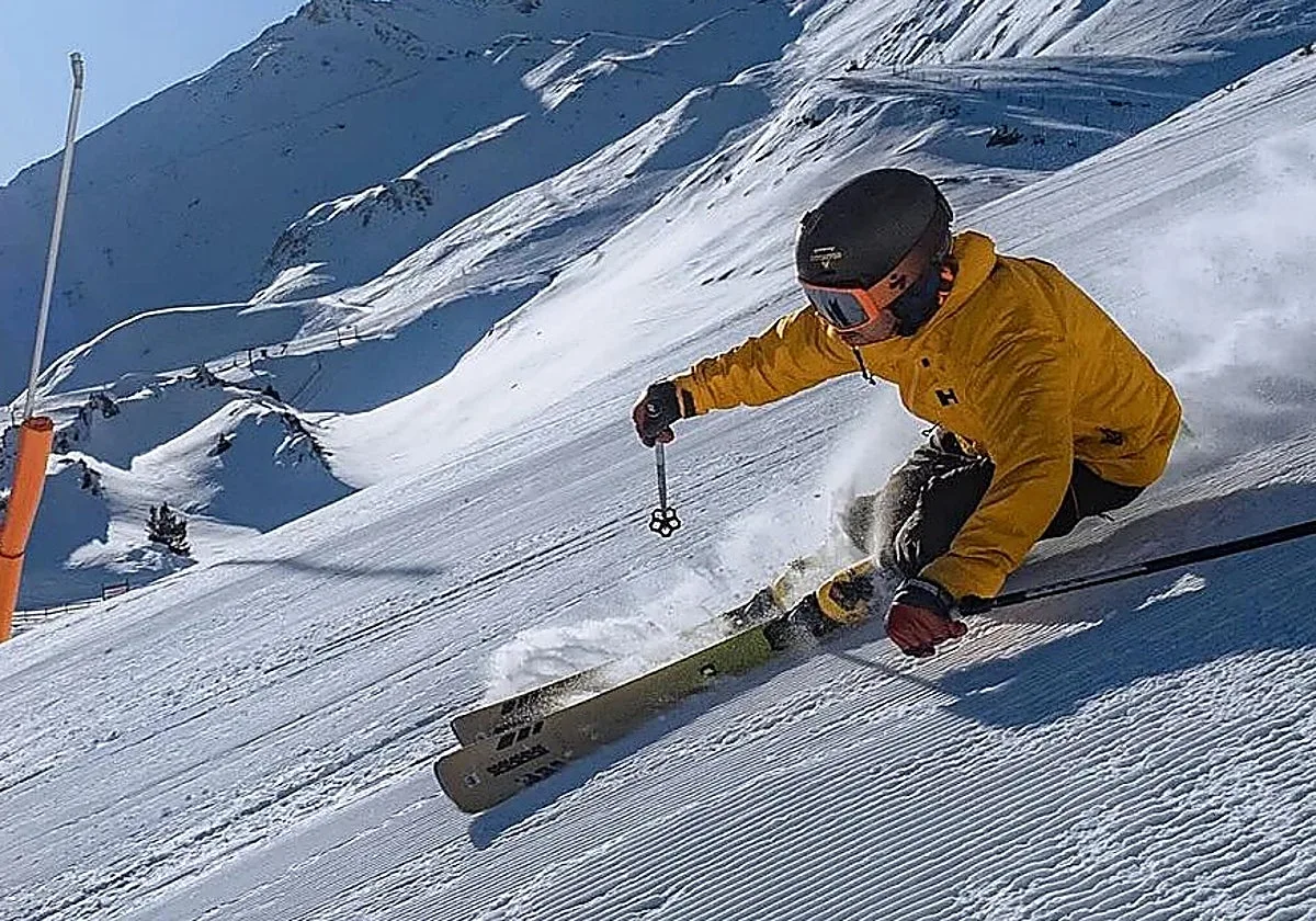 Sierra Nevada pone a la venta los forfaits para la temporada 2026-27 con descuentos hasta el 15 de octubre
