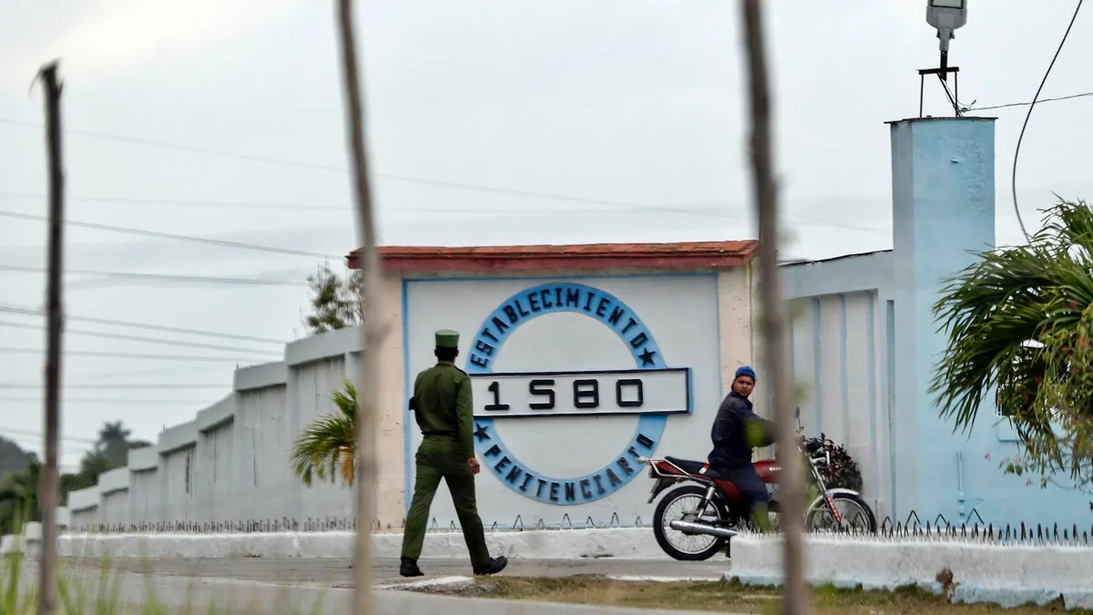 La incomunicación en cárceles cubanas alcanzó su nivel más alto del año tras las protestas dentro de centros de reclusión