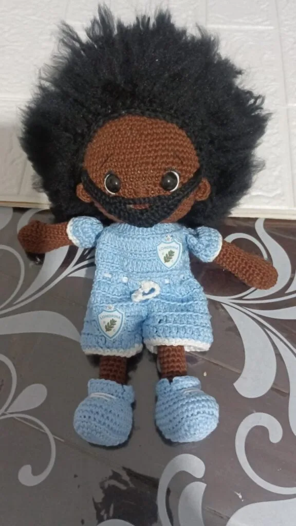 Ídolo do Tubarão, Celsinho vira boneco de artesã londrinense