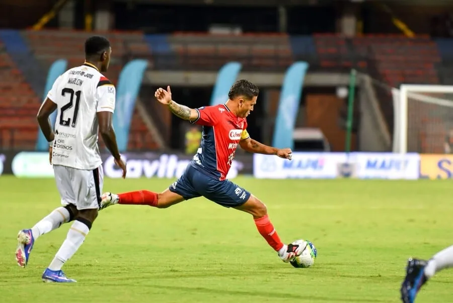 Juan Fernando Quintero salió lesionado en la victoria de Independiente Medellín ante Jaguares de Córdoba: qué fue lo qué paso