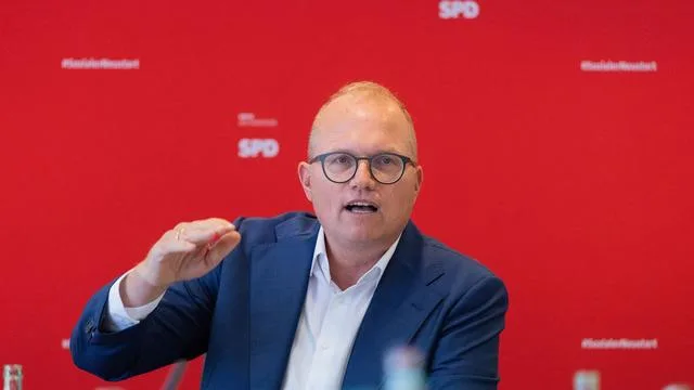 Parteien: NRW-SPD bedauert Bas-Rücktritt