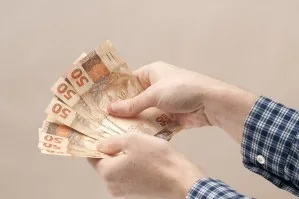 Até 15,80% ao ano: 8 títulos para travar taxa alta na renda fixa