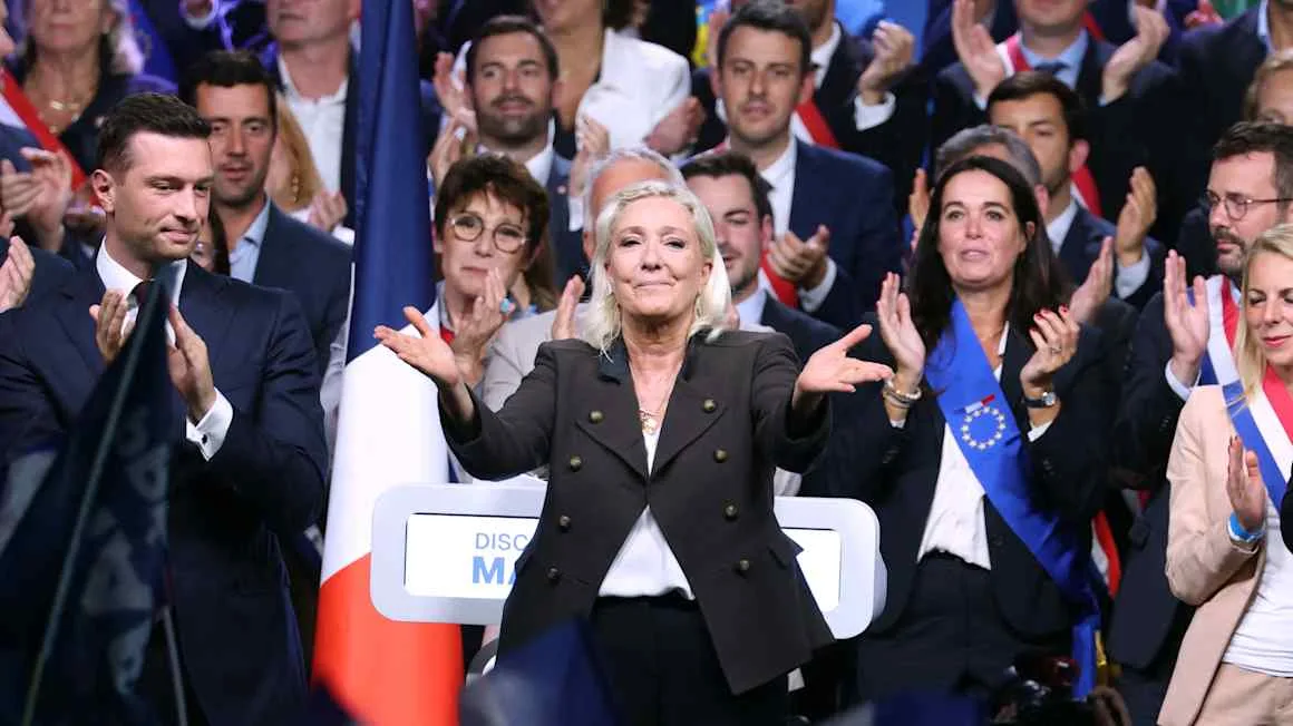 Le Pen vows to put French citizens first in campaign launch