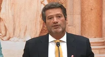 Chega acusa Aguiar-Branco de "defender a podridão do sistema político"