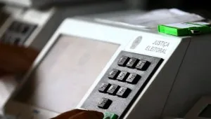 Quaest: Moro lidera no PR com 37%; Requião e Sandro Alex estão empatados tecnicamente