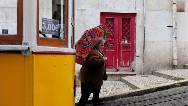 Inspeção aos ascensores de Lisboa ainda decorre