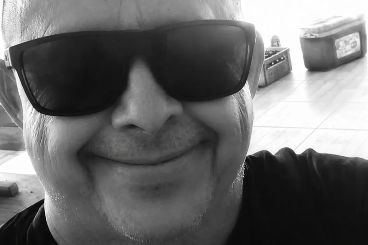 Homem de 59 anos é morto a facadas ao tentar separar briga de casal em bar