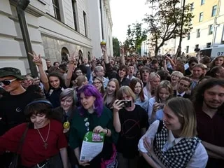 Le parti antiguerre Yabloko séduit de plus en plus de jeunes Russes