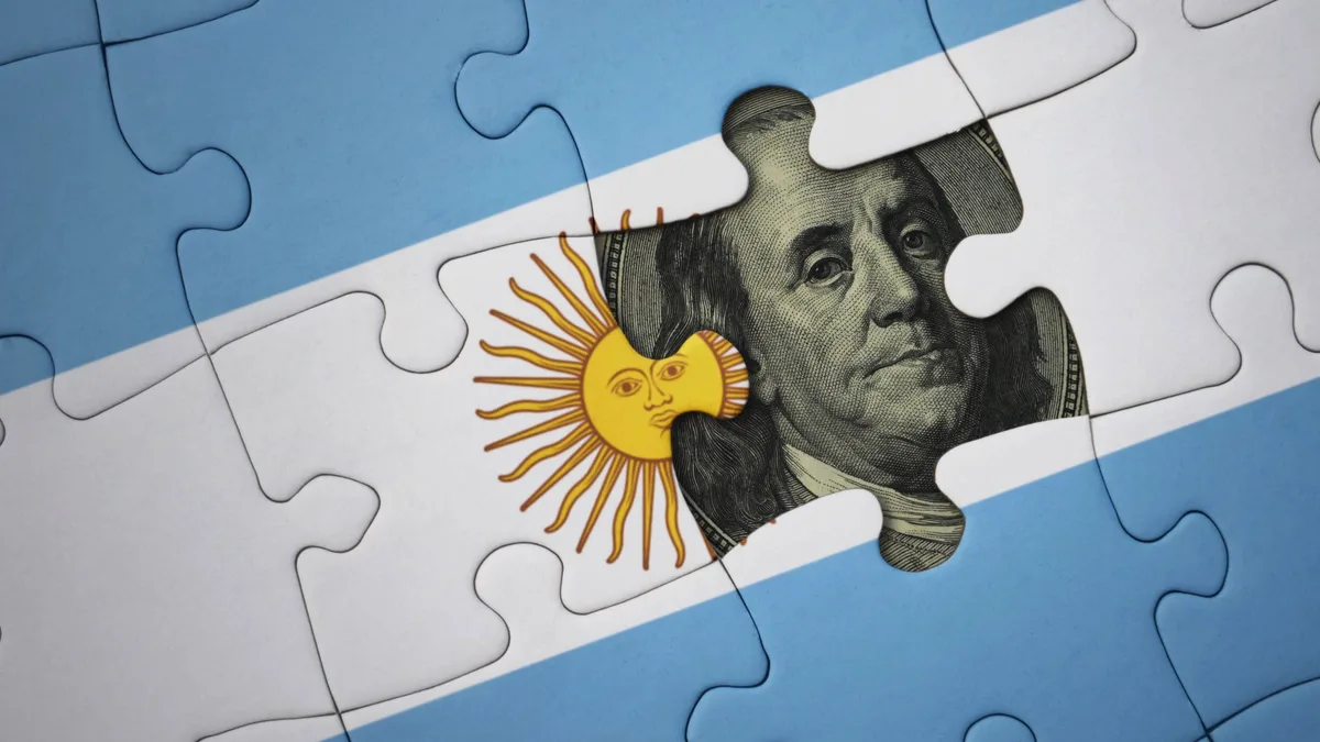 Dólares o UVA: la apertura del crédito empresario reabre el debate sobre el peso débil