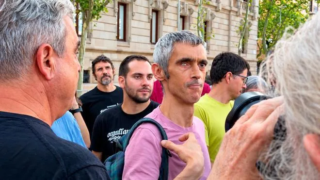 El Govern reprocha a la empresa de traducción el incumplimiento con el catalán durante el juicio de Roger Español
