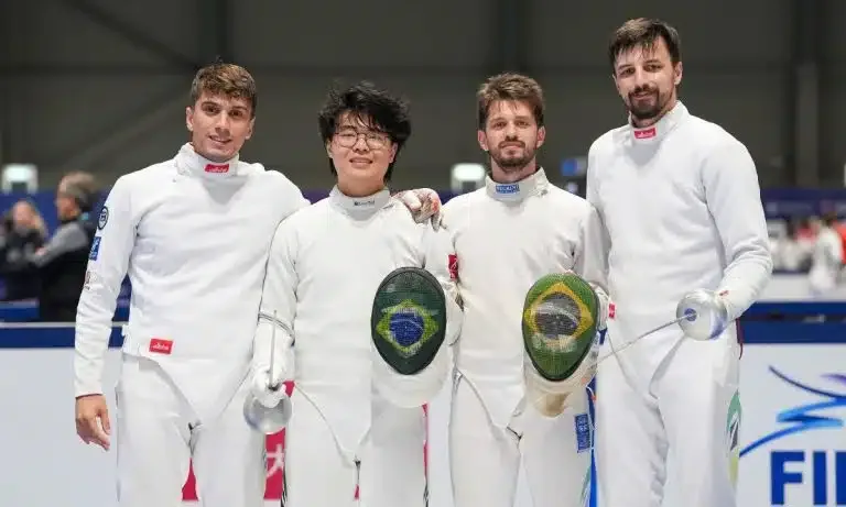Alexandre Camargo mantém temporada perfeita no Brasil e mira pódio em LA-2028