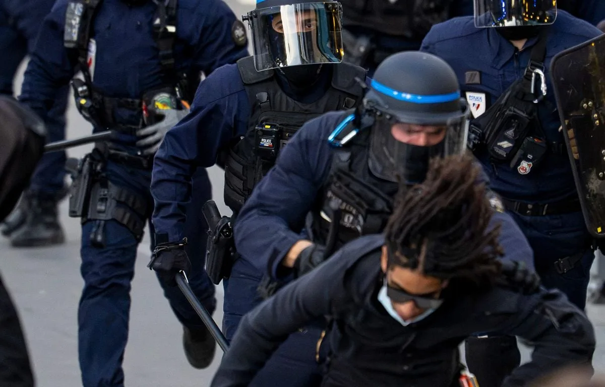 EN DIRECT Blocus des lycées : Le mouvement va-t-il repartir de plus belle ce lundi ? Les emplois du temps au cœur de la contestation...