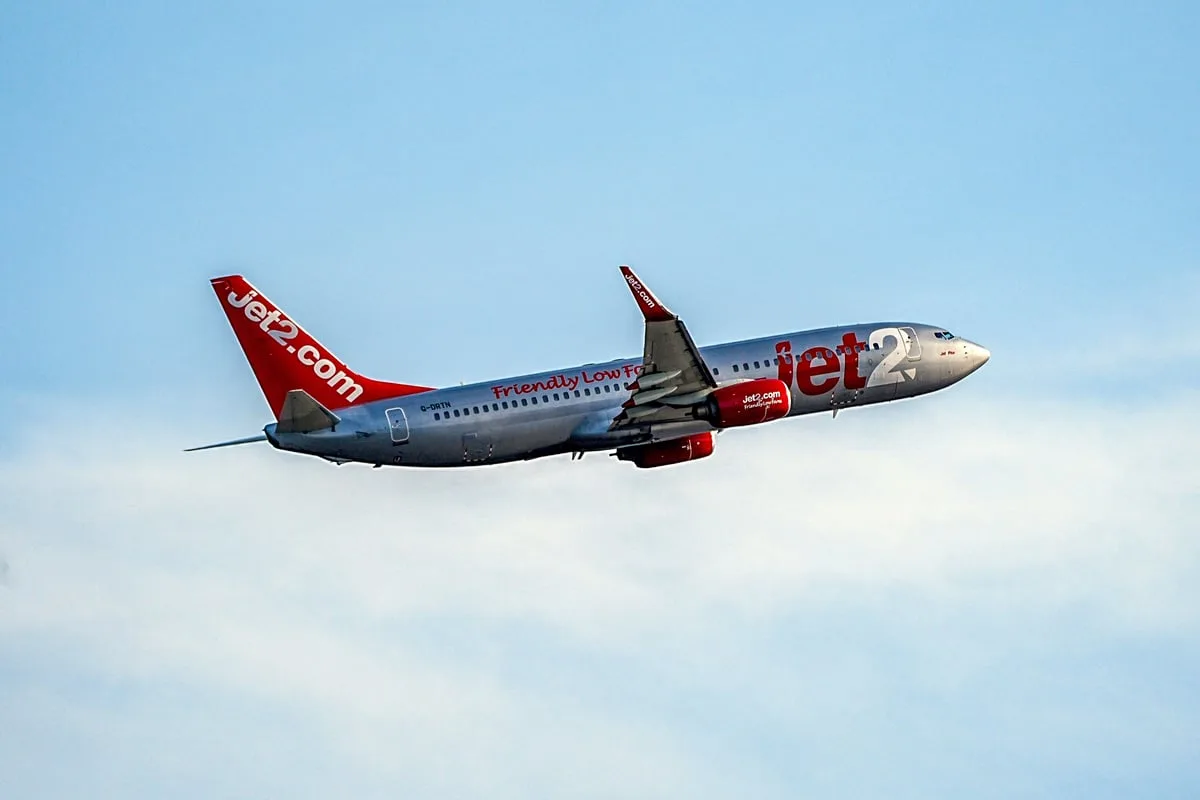 Jet2 reports summer bookings bounce and upgrades stock market listing