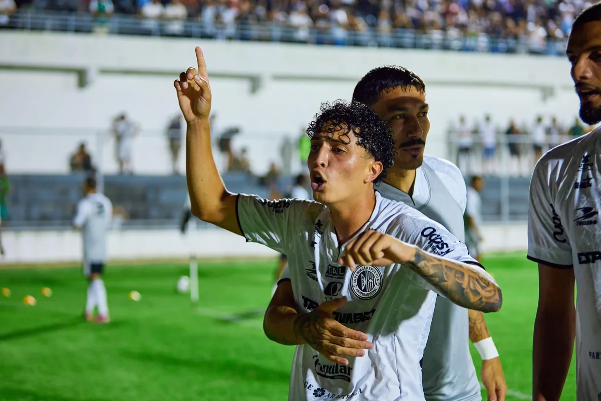 Schülle valoriza empenho do ASA para vencer jogo equilibrado contra o Gama: "Consistente"