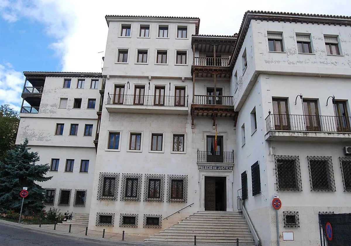 Catorce acusados se enfrentan en Cuenca a 4 años de cárcel por blanqueo de dinero de tráfico de drogas