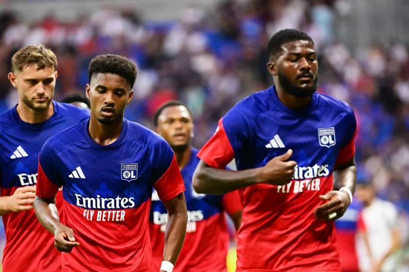 Face aux ailiers de Fenerbahçe, une mission à hauts risques pour les latéraux de l'OL Abner et Maitland-Niles