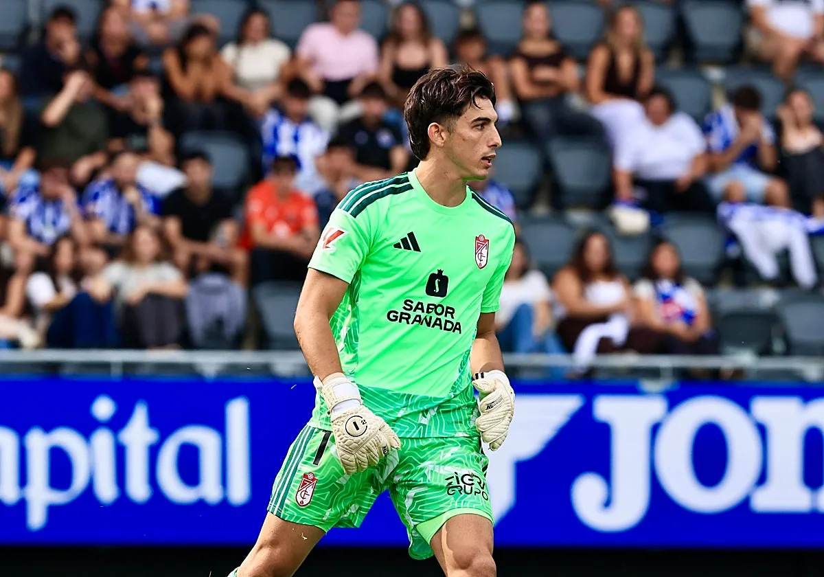 Andrés Palop y su confianza en Alberto Flores: «Quise compartir con él una pequeña parte de mi trayectoria en el Sevilla»