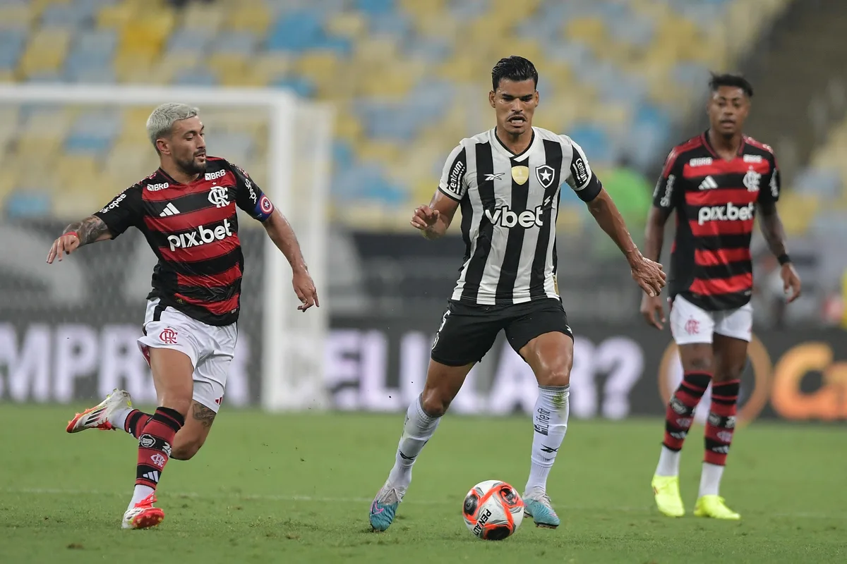 Grêmio anuncia a contratação de Danilo Barbosa
