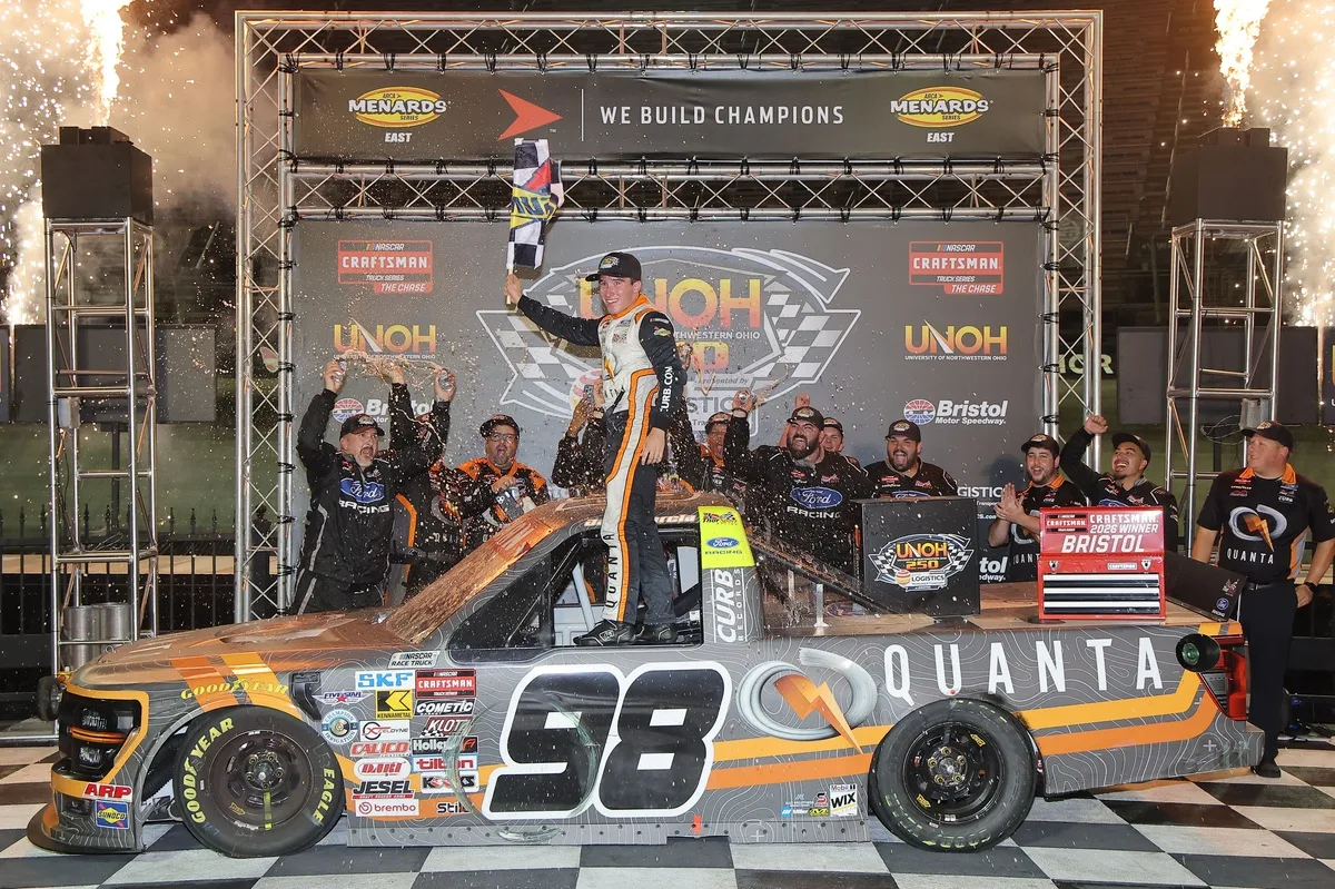 Garcia conquista primeira vitória da carreira na NASCAR Truck em Bristol