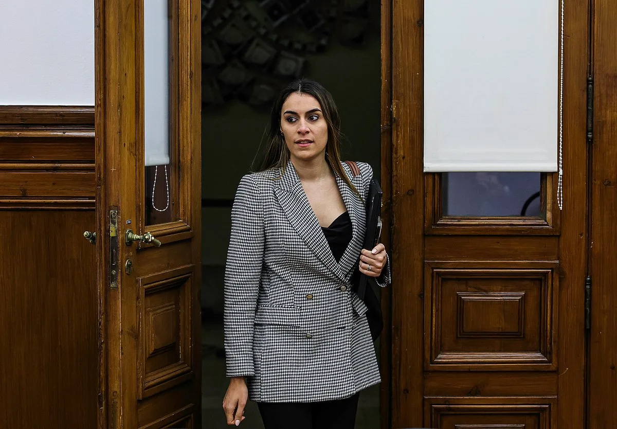 Deputadas do Chega invadem estúdio da Rádio Universidade de Coimbra