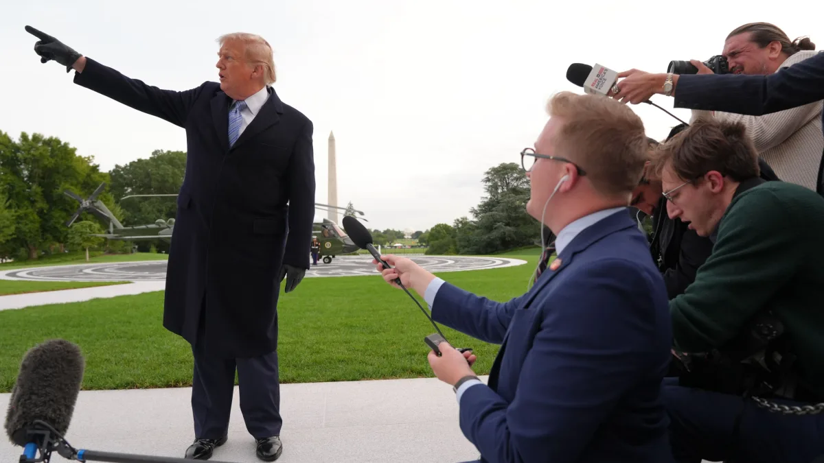 USA unter Trump: Trotz richterlicher Anordnung – Weißes Haus verweigert Journalisten Zugang