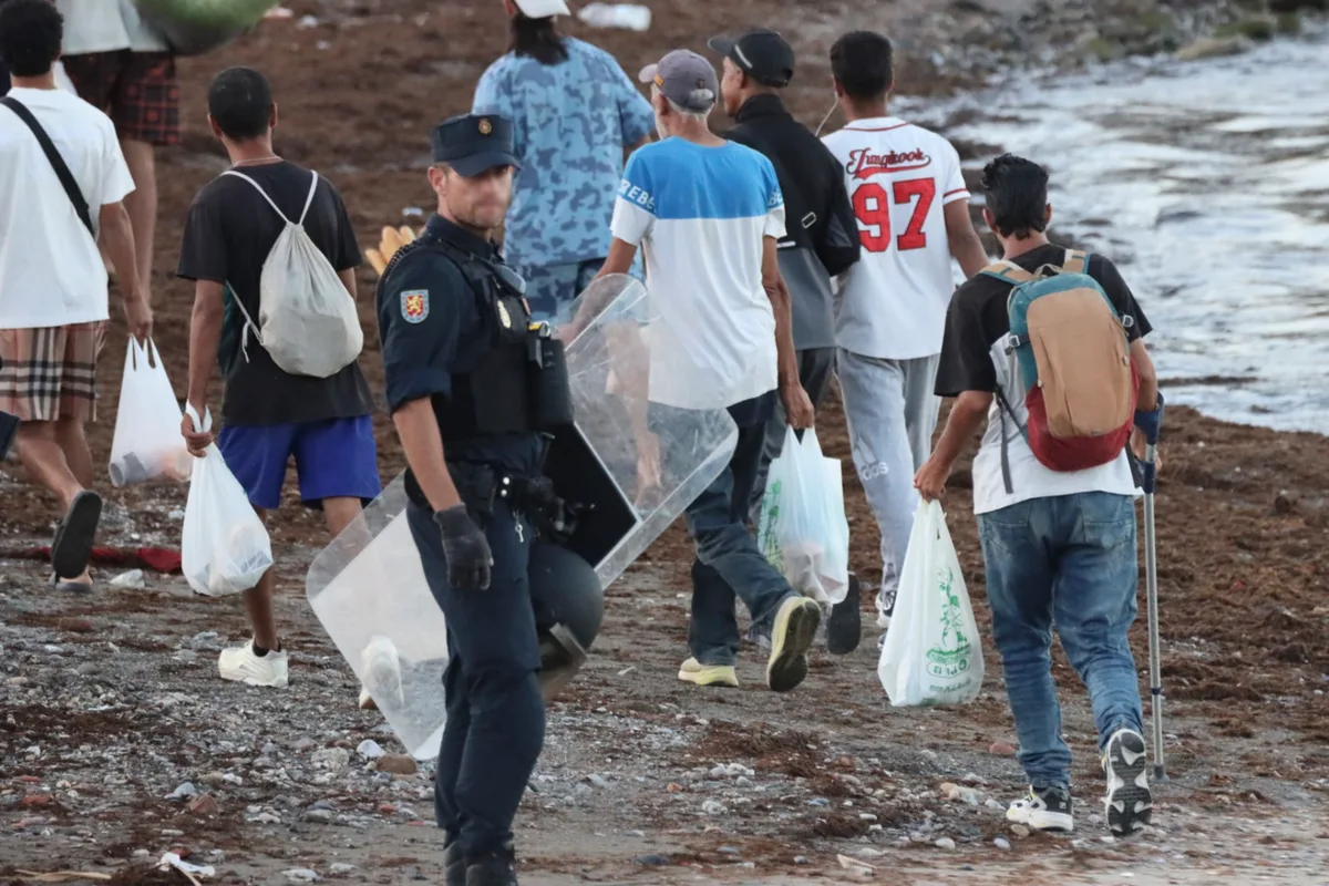 Los militares temen más emboscadas de inmigrantes en Ceuta y piden ser agentes de la autoridad